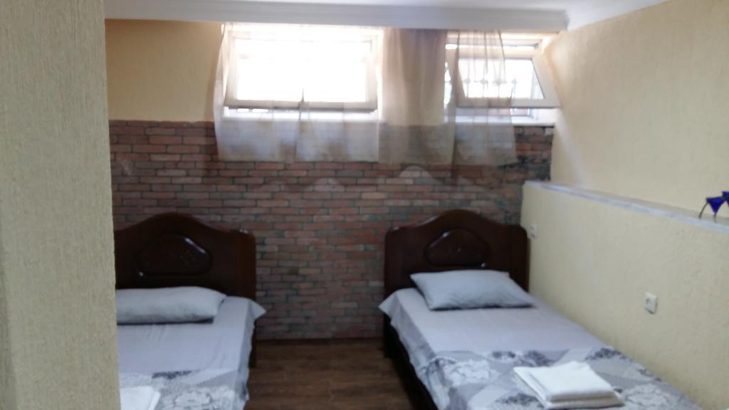 Guest House Kldiashvili Batumi Exterior photo